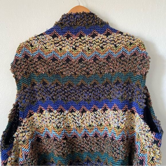 Boho Textured Knit Vest - Picture 5 of 11